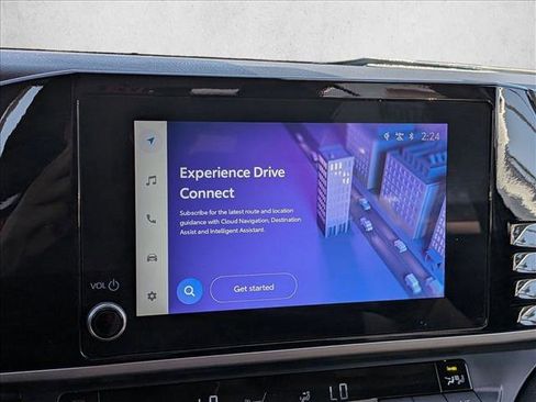 Used 2025 Toyota Camry LE FWD image 18