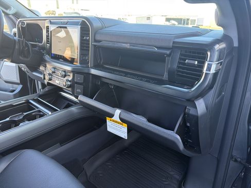 Used 2026 Ford F350 Lariat w/ Black Appearance Package image 46