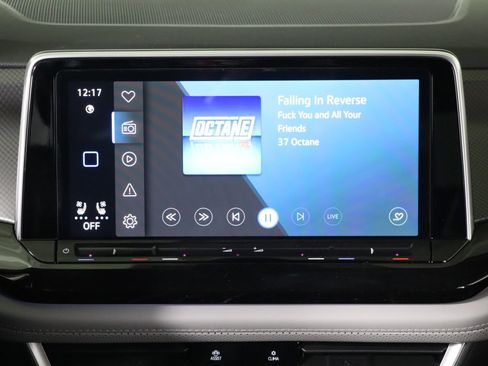 Used 2025 Volkswagen Atlas Peak Edition SE image 33