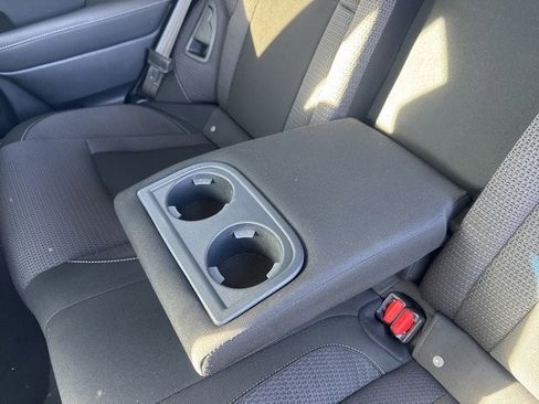 Used 2020 Subaru Outback Premium image 17