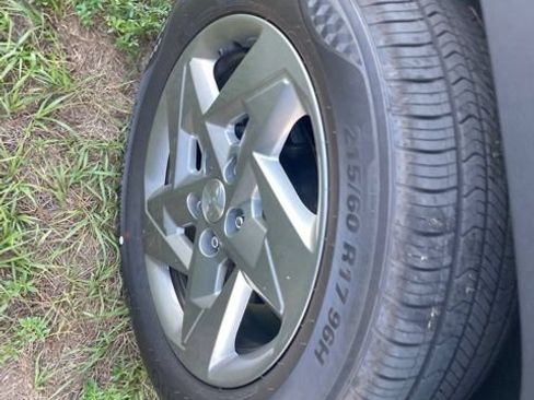 Used 2026 Hyundai Kona SE FWD image 8