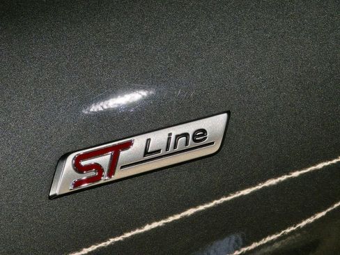 Used 2023 Ford Escape ST-Line Select w/ Tech Pack #2 image 3