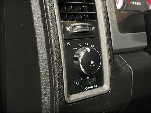Used 2019 RAM 1500 Express w/ Express Value Package AWD/4WD image 21