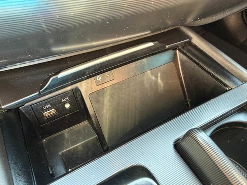 Used 2018 Genesis G80 3.3T Sport image 44