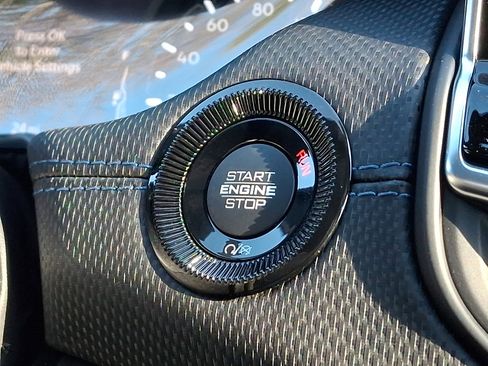 New 2026 Jeep Compass Limited image 14