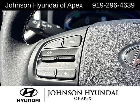 Used 2026 Hyundai Venue SEL image 27