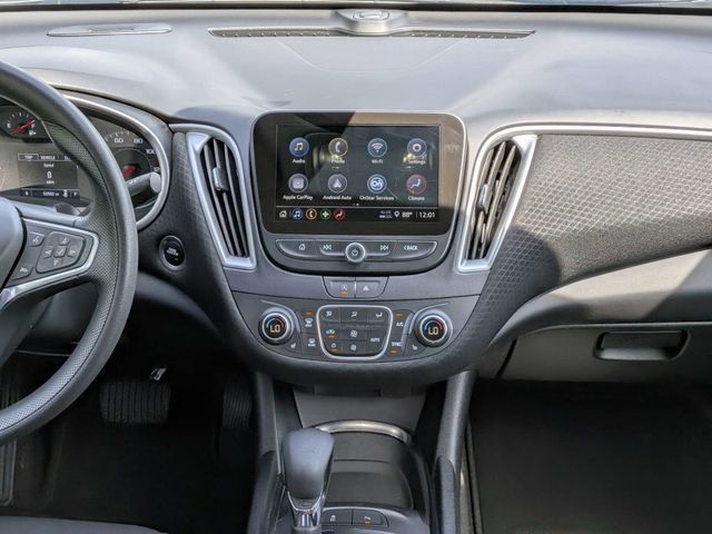 Used 2025 Chevrolet Malibu LT FWD image 17