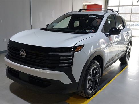 New 2026 Nissan Kicks SV image 18