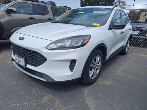 Used 2020 Ford Escape S FWD image 3