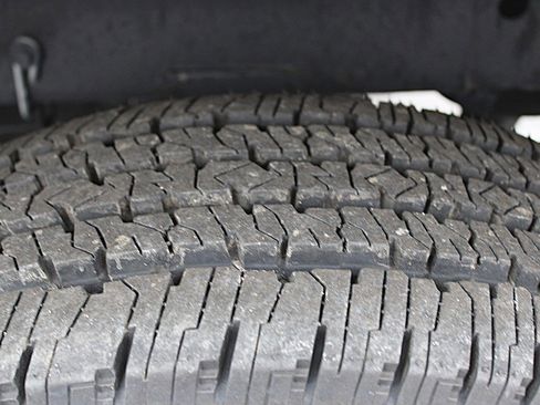 Used 2023 RAM 3500 Tradesman w/ Convenience Group image 33