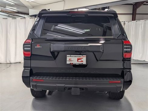 Used 2025 Toyota 4Runner SR5 image 26