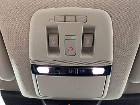 Used 2023 Nissan Ariya FWD image 37