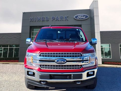 Used 2020 Ford F150 Lariat image 2