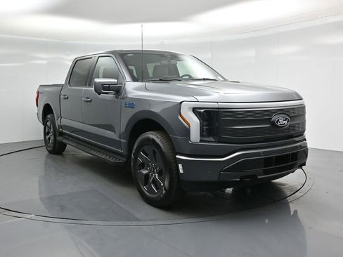 New 2025 Ford F150 Lightning Lariat image 57