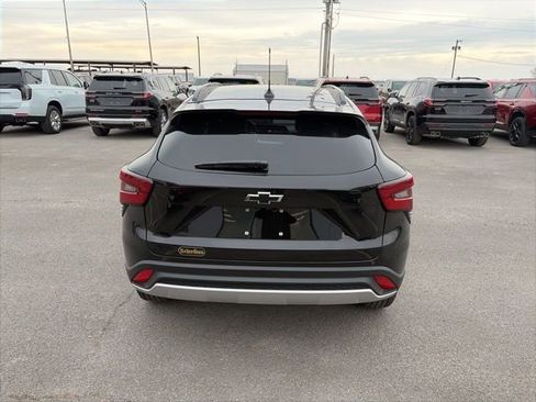 New 2026 Chevrolet Trax LT w/ LT Convenience Package image 5