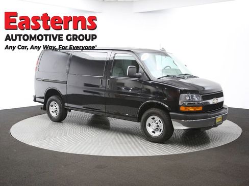 Used 2016 Chevrolet Express 2500 image 45