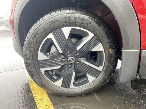 New 2026 Nissan Kicks SV image 32