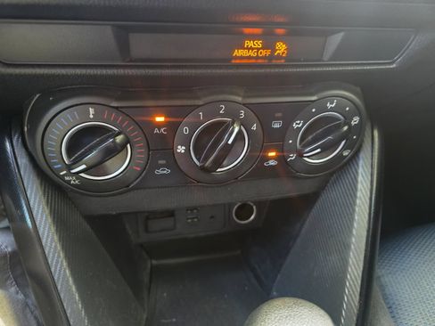 Used 2018 Toyota Yaris iA FWD image 31