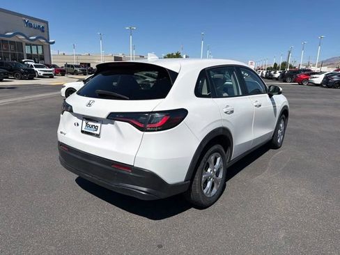 Used 2023 Honda HR-V LX image 7