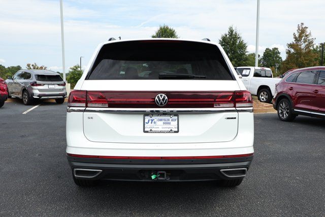 Used 2025 Volkswagen Atlas SE AWD/4WD image 7