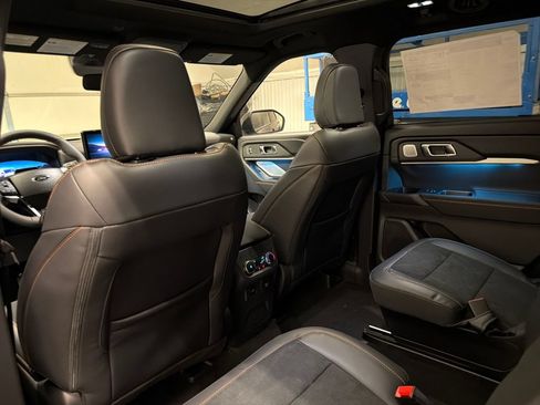New 2026 Ford Explorer Tremor w/ Tremor Ultimate Package AWD/4WD image 24