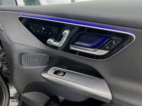 Certified 2025 Mercedes-Benz GLC 300 4MATIC image 26