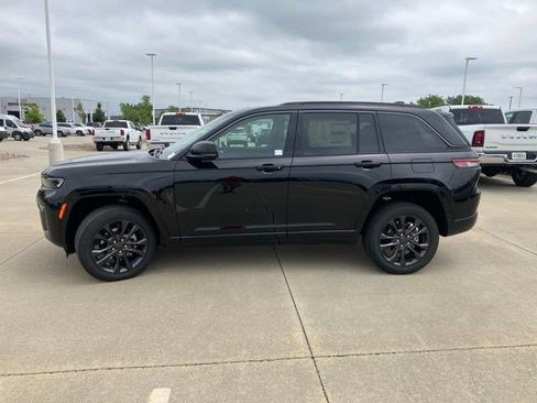 New 2026 Jeep Grand Cherokee Limited AWD/4WD image 5