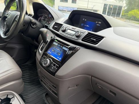Used 2014 Honda Odyssey EX-L image 17
