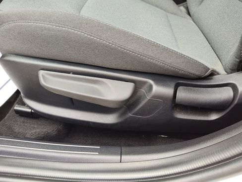 Used 2025 Kia K4 LXS image 21