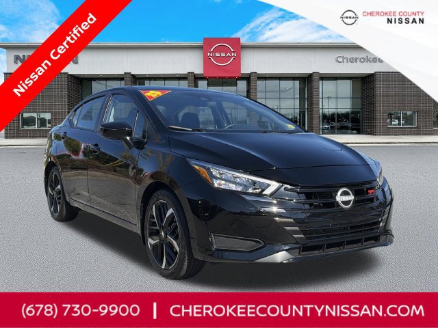 Certified 2025 Nissan Versa SR w/ Trunk Package FWD image 1
