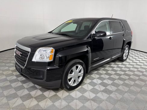 Used 2017 GMC Terrain SLE FWD image 8