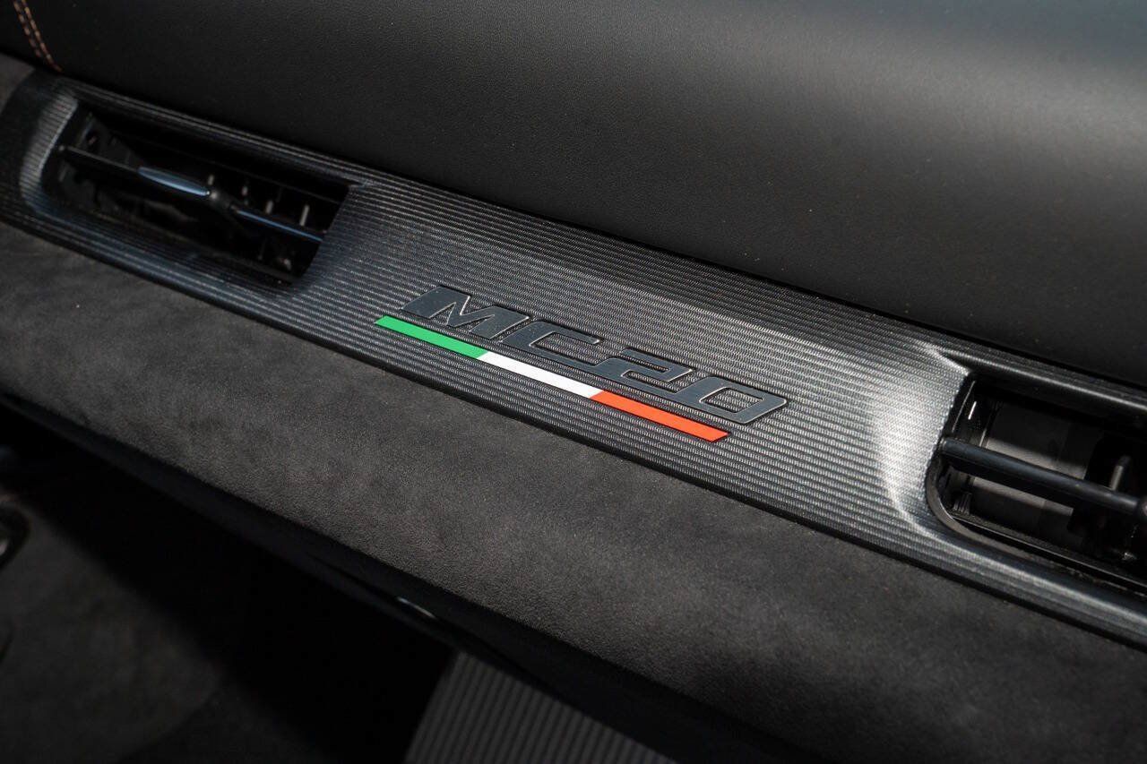 Used 2023 Maserati MC20 Coupe RWD image 31