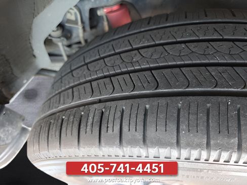 Used 2022 Toyota 4Runner Limited AWD/4WD image 34