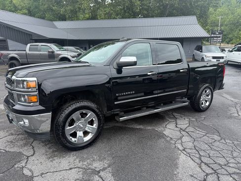 Used 2015 Chevrolet Silverado 1500 LTZ w/ LTZ Plus Package AWD/4WD image 6