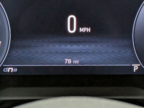 Used 2025 Alfa Romeo Giulia w/ Driving Assist Package RWD image 16