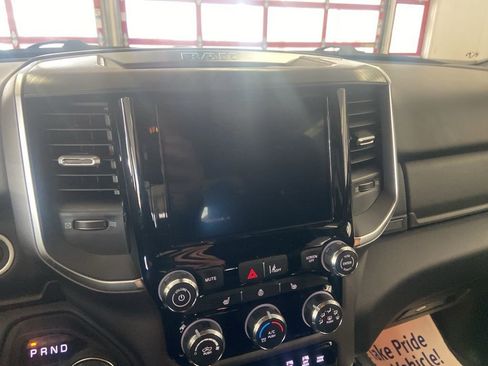 New 2026 RAM 1500 4x4 Crew Cab image 13