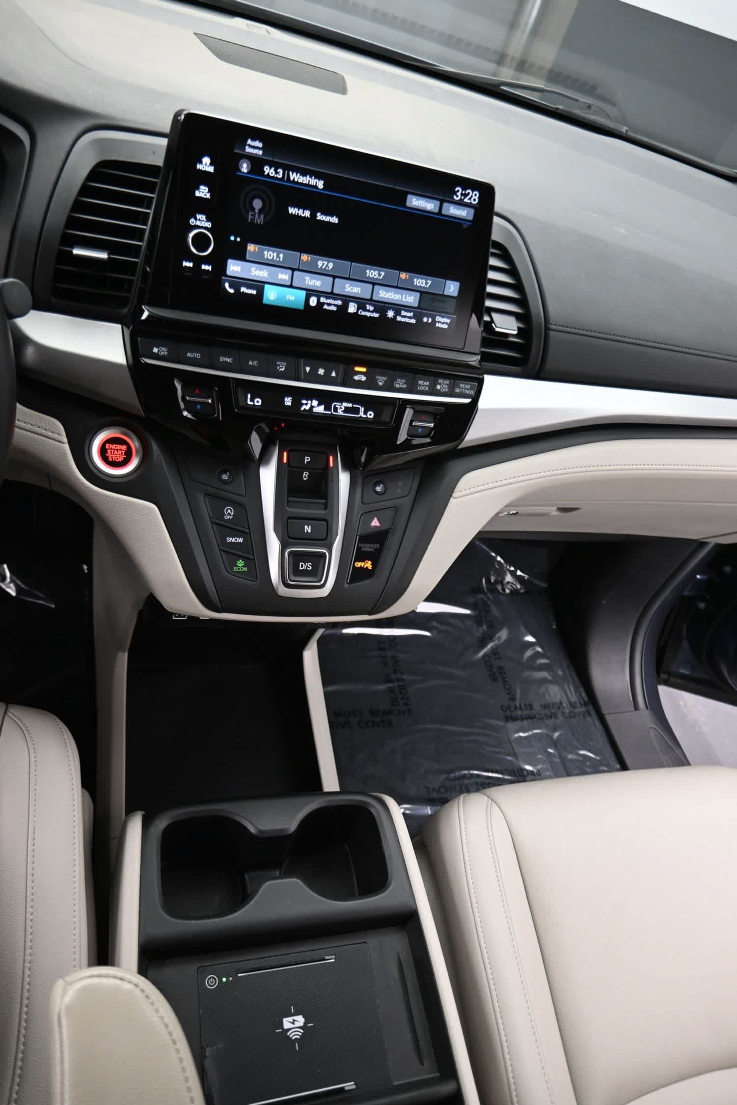 Used 2025 Honda Odyssey EX-L image 24