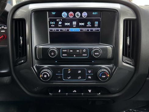 Used 2018 Chevrolet Silverado 3500 LT image 25
