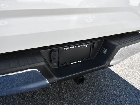 Used 2016 Ford F150 Lariat w/ Equipment Group 502A Luxury image 34