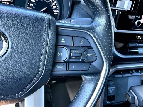 Certified 2025 Toyota Tundra SR5 AWD/4WD image 24