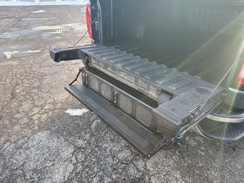 Certified 2022 GMC Sierra 1500 SLT w/ SLT Premium Plus Package image 7