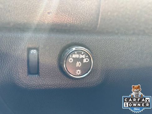 Used 2017 GMC Canyon SLT w/ Driver Alert Package RWD image 10