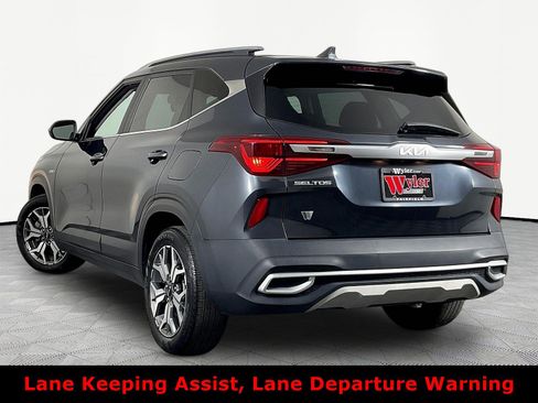 Used 2022 Kia Seltos EX AWD/4WD image 4