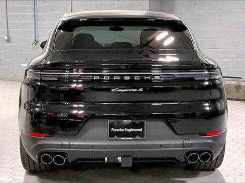 New 2026 Porsche Cayenne S image 8