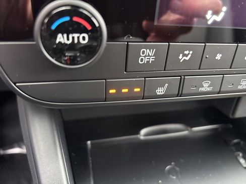 New 2026 Subaru Outback Limited AWD/4WD image 27