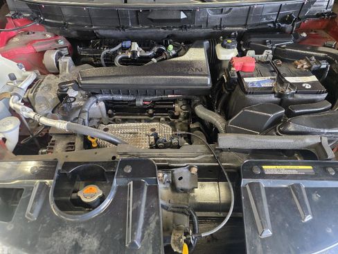 Used 2017 Nissan Rogue S image 17