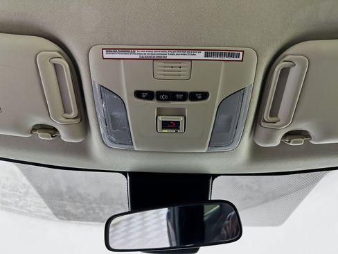 Used 2021 Toyota Corolla LE FWD image 18