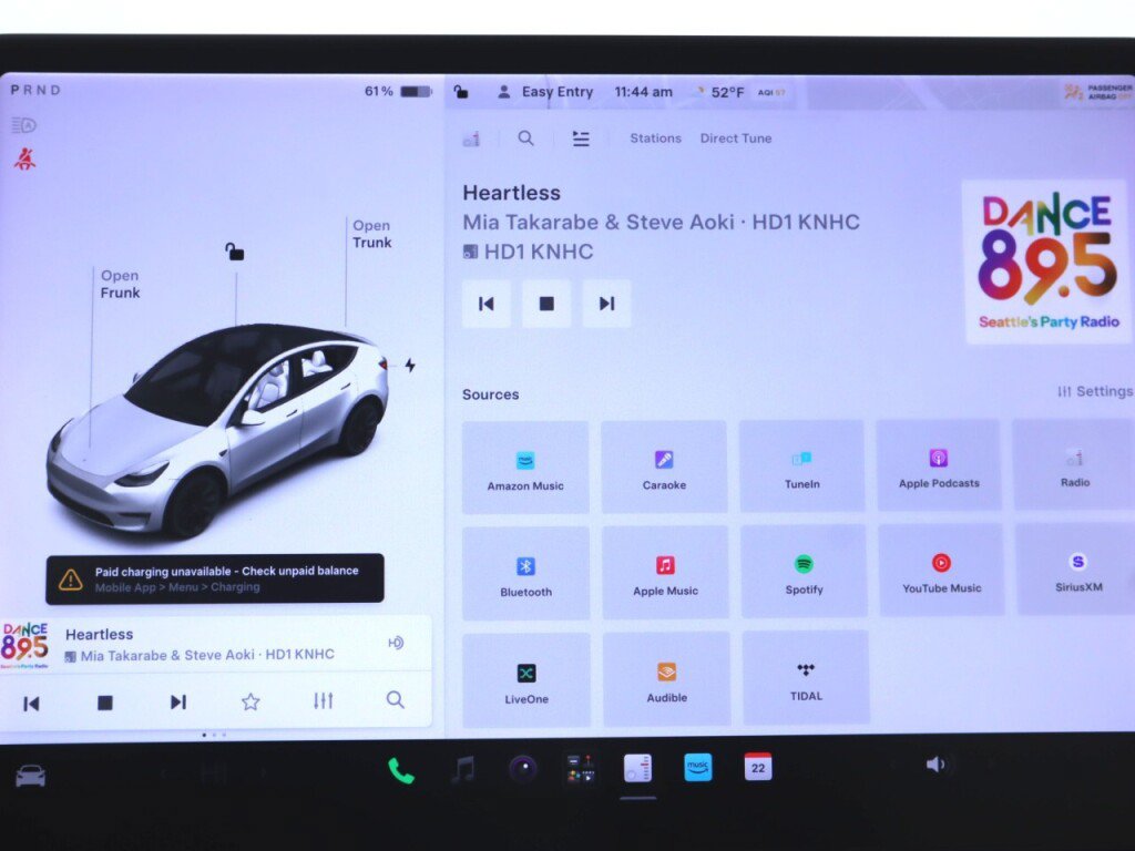 Used 2021 Tesla Model Y Long Range AWD/4WD image 16