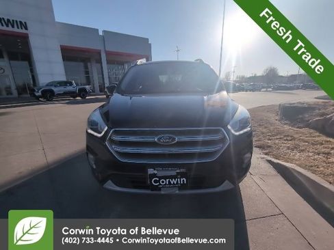 Used 2017 Ford Escape SE w/ SE Leather Comfort Package image 9