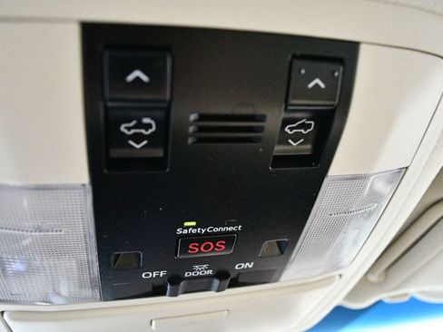 Used 2021 Lexus GX 460 Premium w/ Accessory Package AWD/4WD image 66